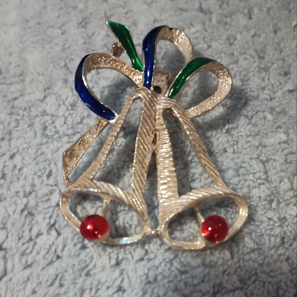 Vintage signed Gerry Christmas bells brooch